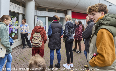 25.10.2025 - Illustrationen und Wall Art mit Katharina Konte und Architekten Herbert Kocht des Marx-Zentrum  